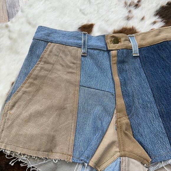 CARHARTT REWORKED PATCHWORK JEANS SHORTS NWOT SZ:28 - Picture 2 of 8